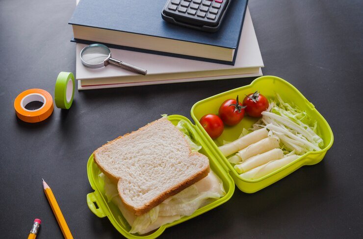 School Lunch Box Trolleys: Ensuring Safety and Efficiency in U.S. Schools